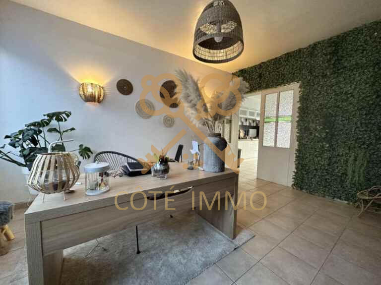 Maison - 160 m² - 7 pièces