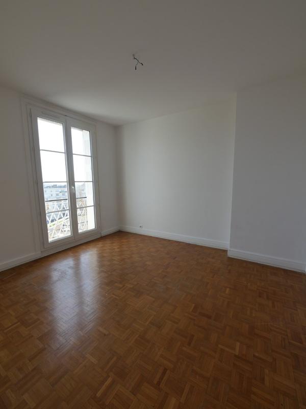 Appartement - 81 m² - 3 pièces