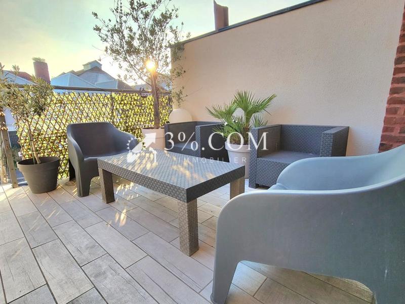 Loft - 144 m² - 5 pièces