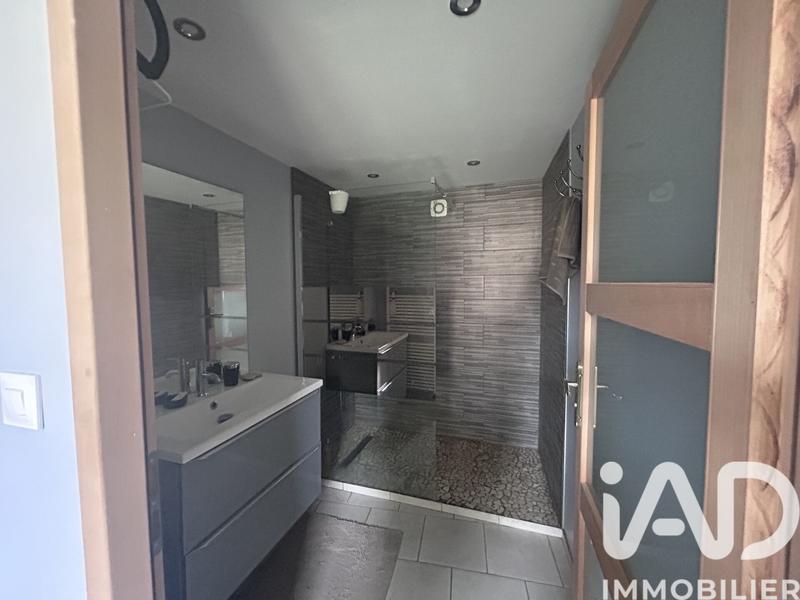 Maison - 185 m² - 6 pièces