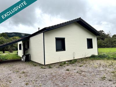 Maison - 85 m² - 3 pièces