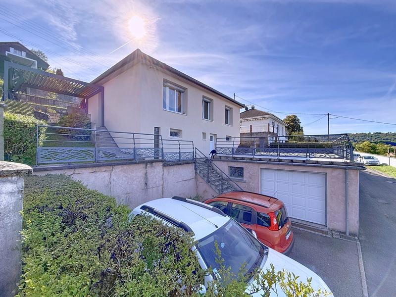 Maison - 120 m² - 5 pièces