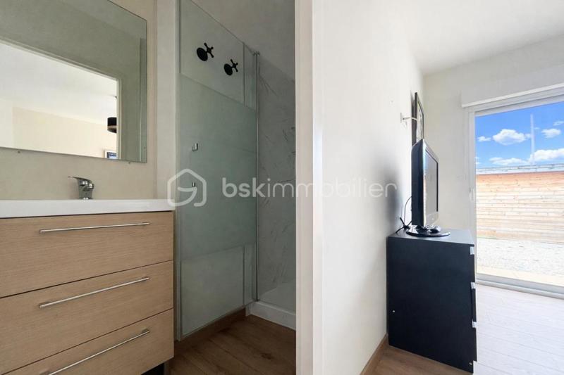 Maison - 104 m² - 4 pièces