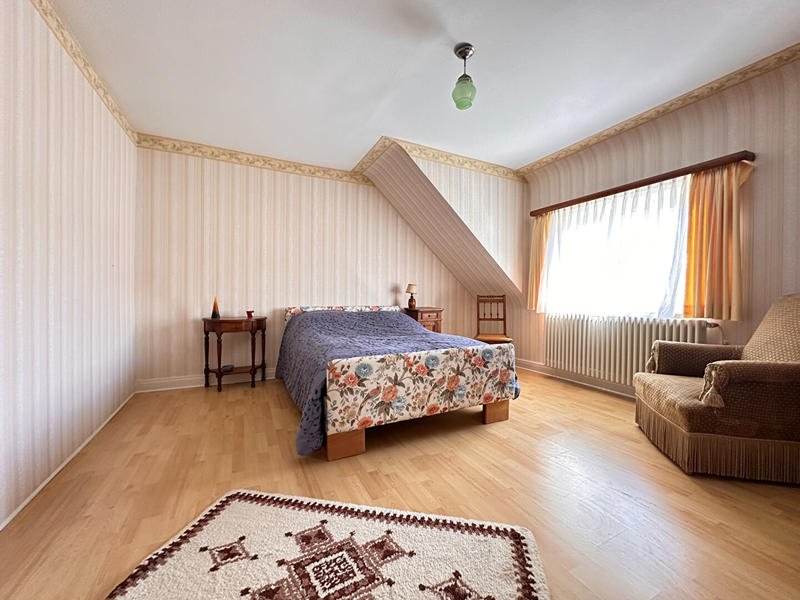 Maison - 139 m² - 7 pièces