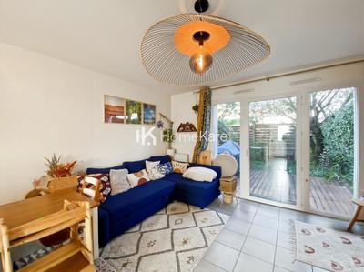 Maison - 64 m² - 4 pièces