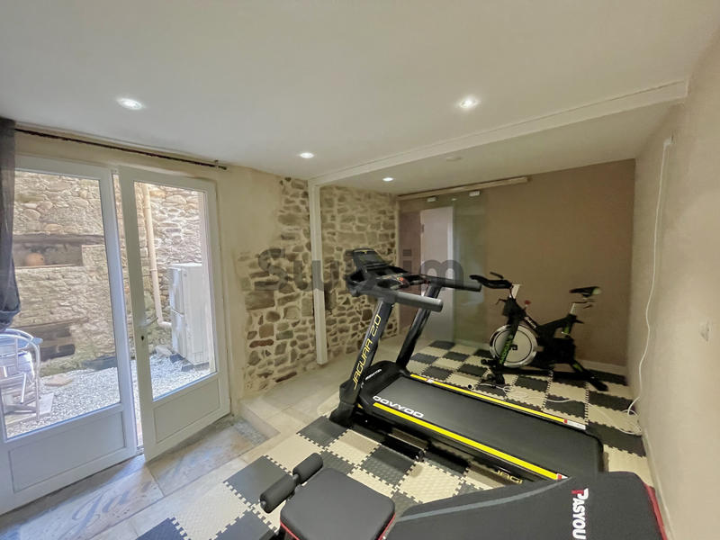 Maison de village - 250 m² - 7 pièces