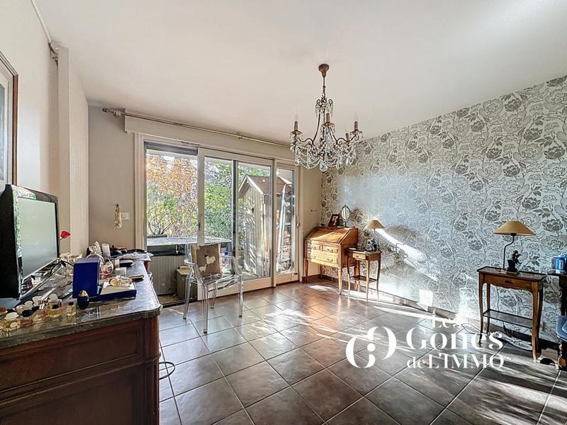 Appartement - 148 m² - 7 pièces