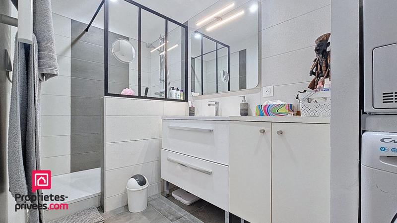 Appartement - 79 m² - 4 pièces