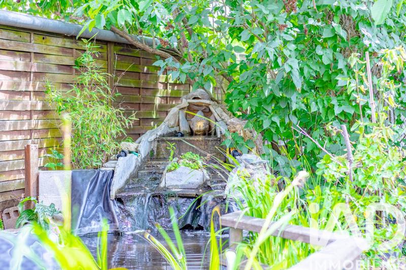 Maison - 180 m² - 9 pièces