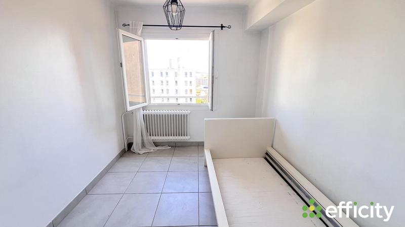 Appartement - 70 m² - 4 pièces