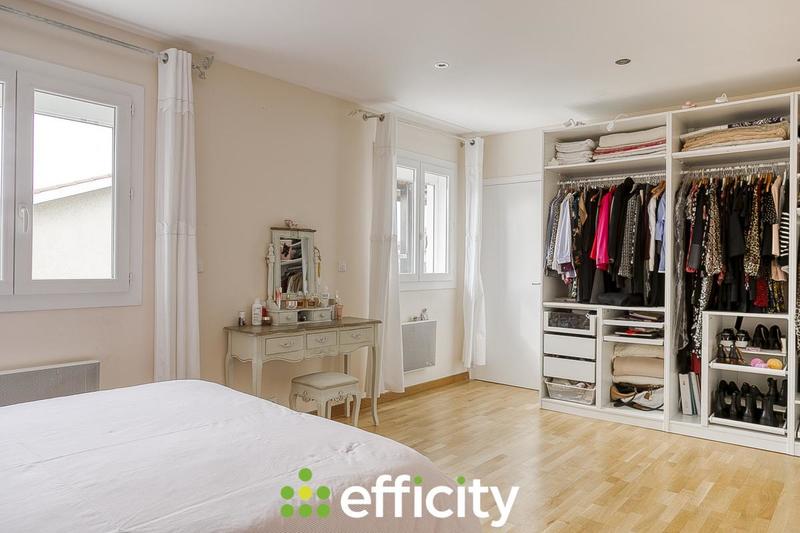 Maison - 153 m² - 5 pièces