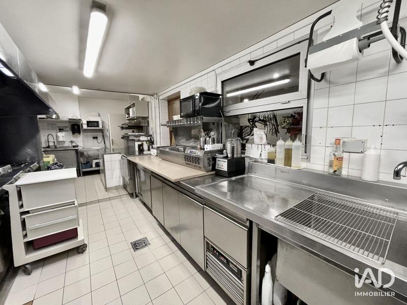 Local commercial - 628 m²