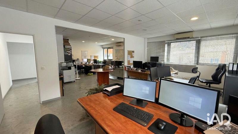 Bureau - 75 m²