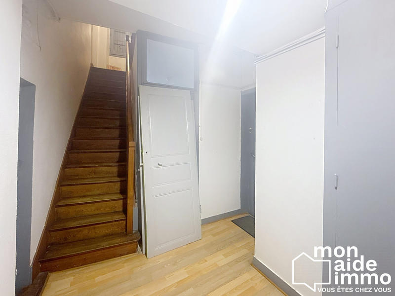 Maison - 400 m² - 15 pièces