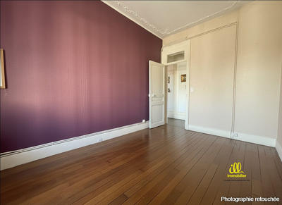 Appartement - 177 m² - 6 pièces