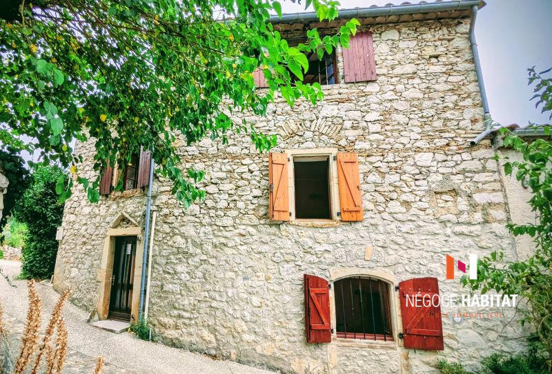 Maison - 87 m² - 5 pièces