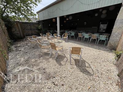 Maison - 231 m² - 6 pièces