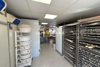 Fonds de commerce - Local commercial - 123 m²