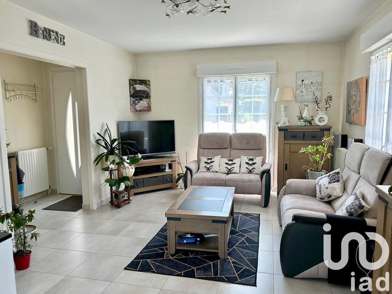 Maison - 185 m² - 8 pièces