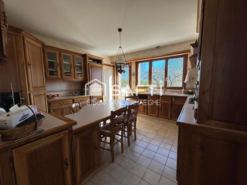 Maison - 149 m² - 8 pièces