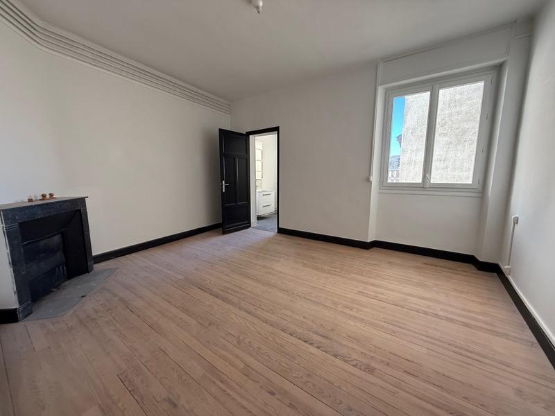 Appartement - 121 m² - 5 pièces