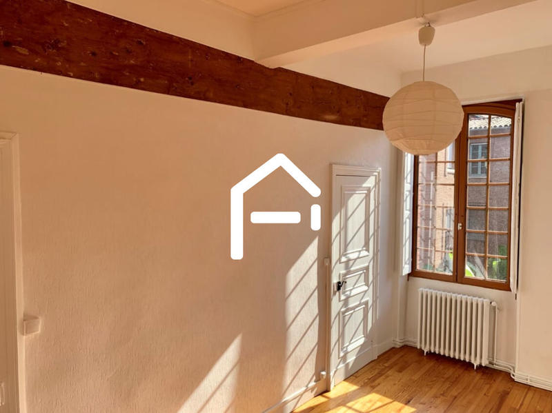 Appartement - 99 m² - 4 pièces