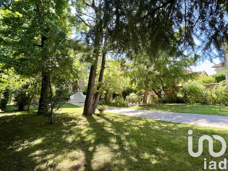 Maison - 175 m² - 8 pièces