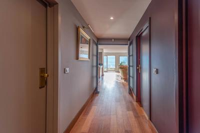 Appartement - 188 m² - 6 pièces