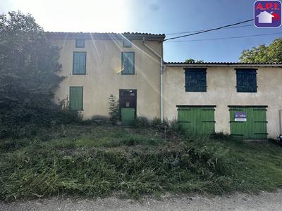 Maison de village - 94 m² - 3 pièces