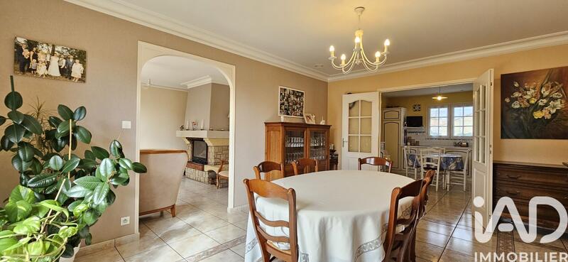 Maison - 104 m² - 5 pièces