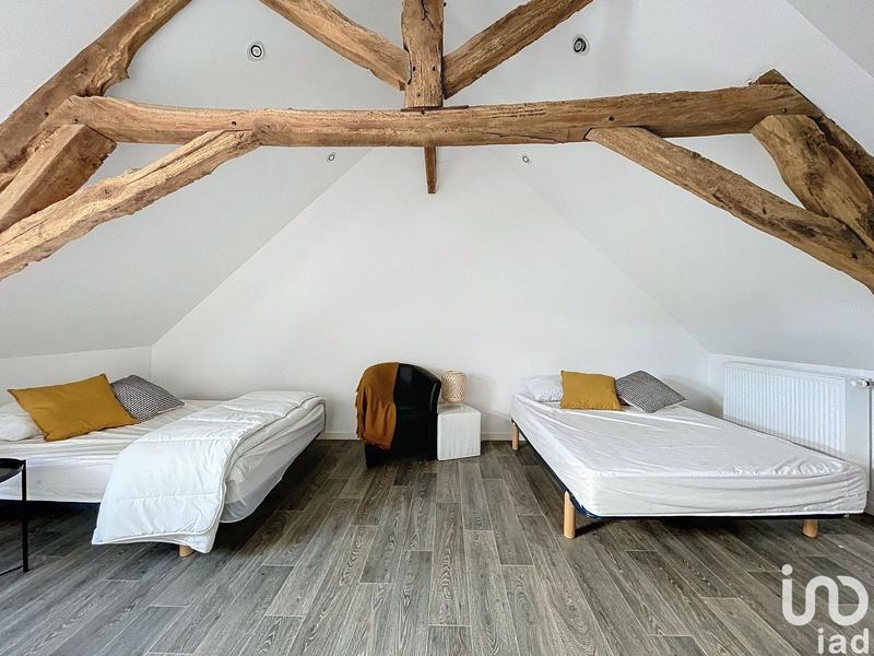 Maison - 403 m² - 11 pièces