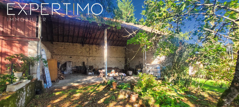 Maison - 250 m² - 7 pièces