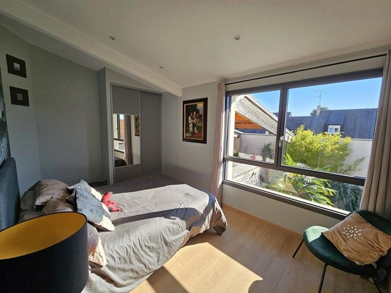 Maison - 194 m² - 9 pièces