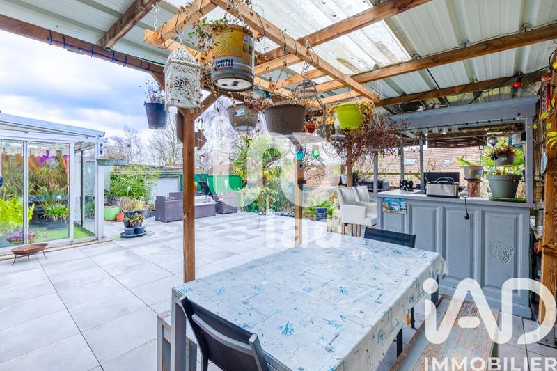 Maison - 127 m² - 8 pièces