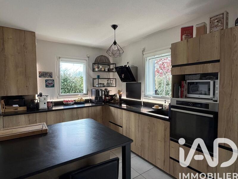 Maison - 82 m² - 4 pièces