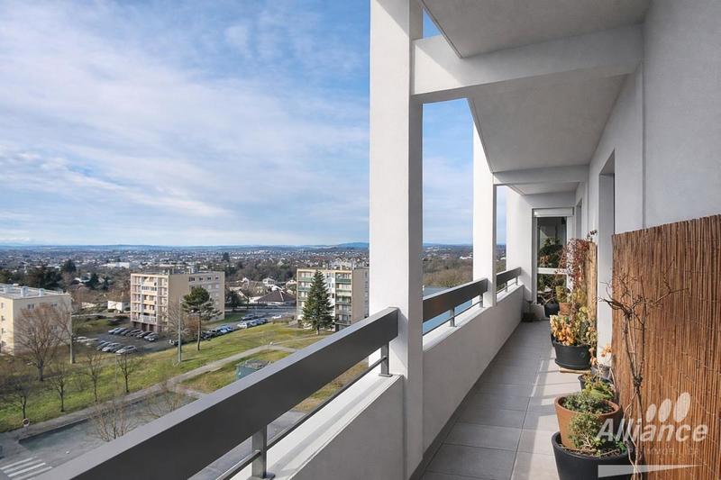 Appartement - 80 m² - 4 pièces