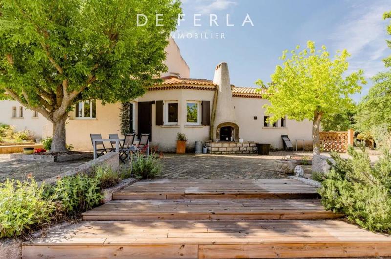 Villa - 162 m² - 6 pièces