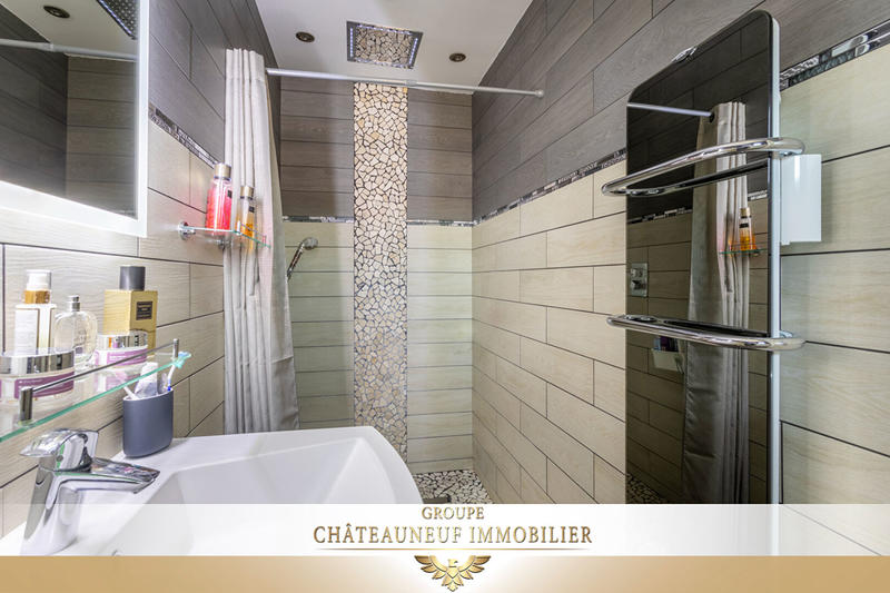 Maison - 150 m² - 4 pièces