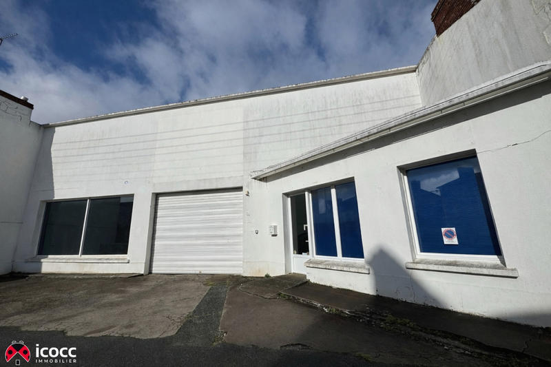 Local d'activités - 670 m² - 7 pièces