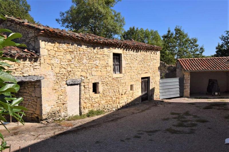 Corps de ferme - 385 m² - 6 pièces