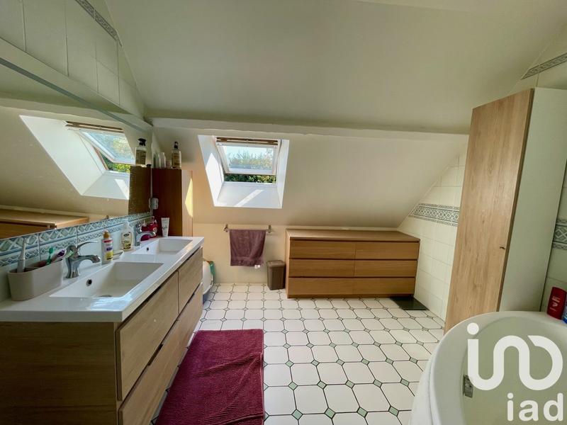 Maison - 178 m² - 7 pièces