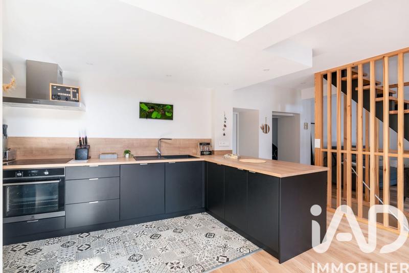 Maison - 109 m² - 5 pièces