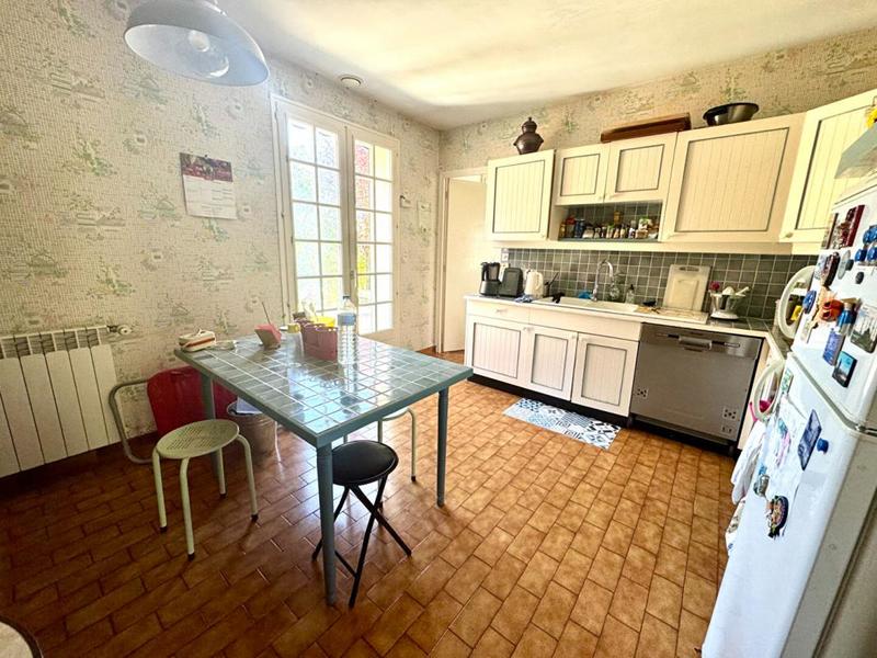 Maison - 185 m² - 7 pièces