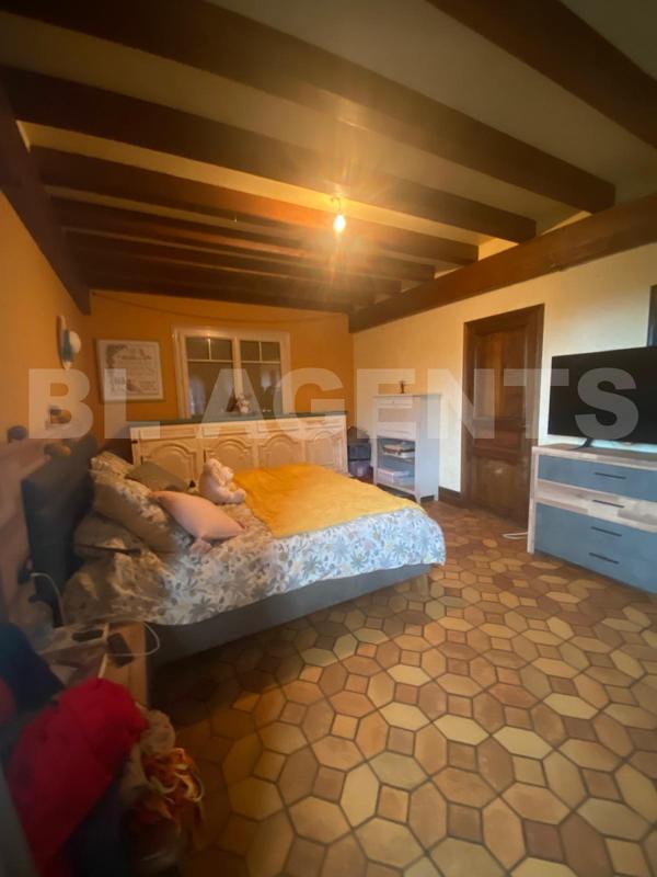 Maison de village - 250 m² - 5 pièces