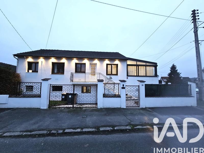 Maison - 167 m² - 7 pièces