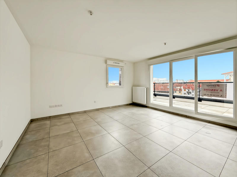 Appartement - 89 m² - 4 pièces