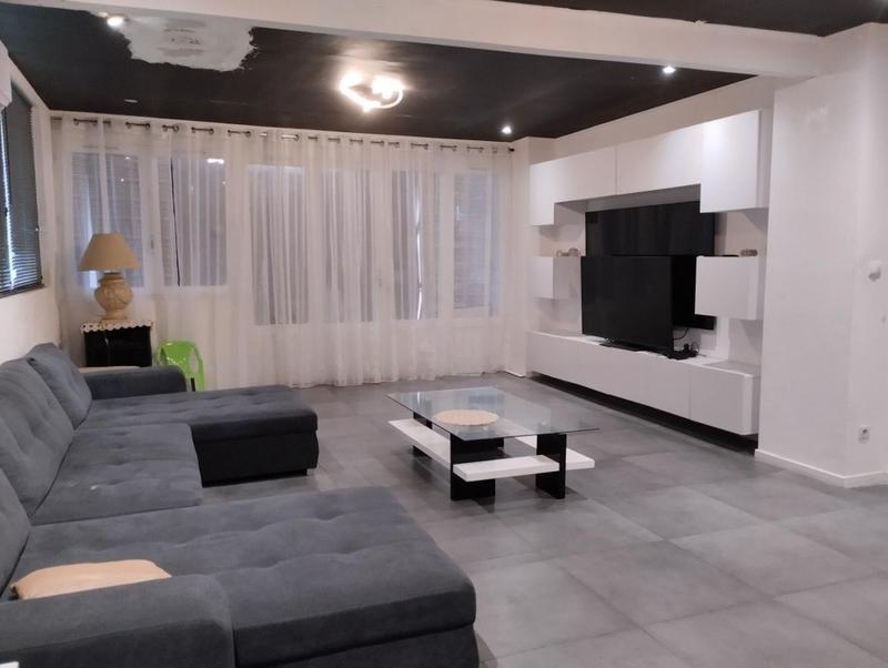 Maison - 450 m² - 10 pièces