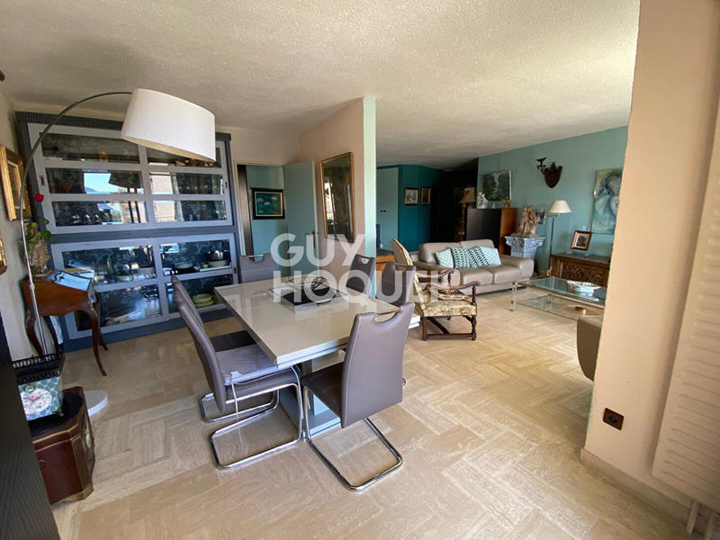 Appartement - 110 m² - 4 pièces