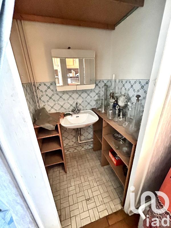 Maison - 227 m² - 9 pièces