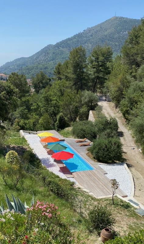 Viager - Villa - 216 m² - 8 pièces